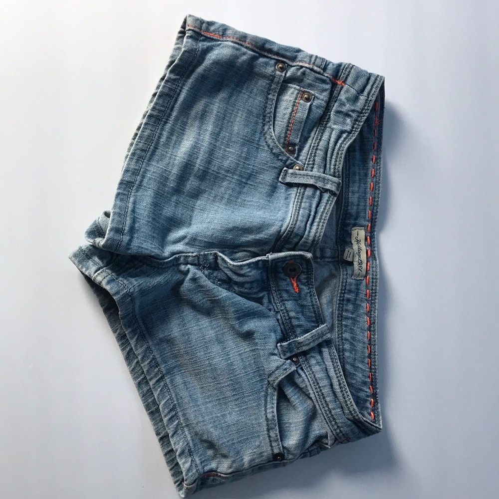 Short blue Jean shorts